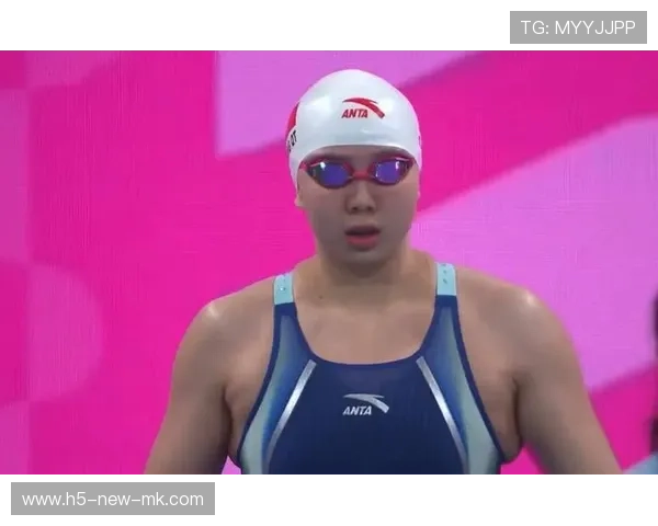 游泳选手终点触壁零点零一秒差距逆袭